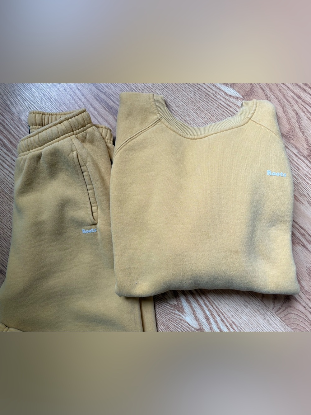 Roots Women's Yellow Crewneck Sweatshirt and Sweatpants SET
